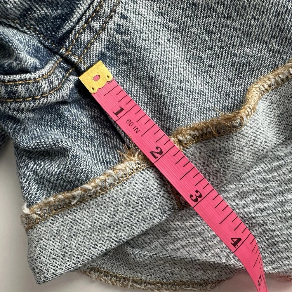 PacSun Mom Short Women's Size 29 High Rise Denim Jean Acid Wash Cuff Hem Cotton